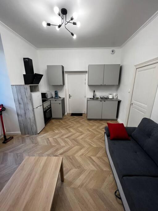 Appartement T2 Avec Terrasse Proche Cathedrale Μπουρζ Εξωτερικό φωτογραφία